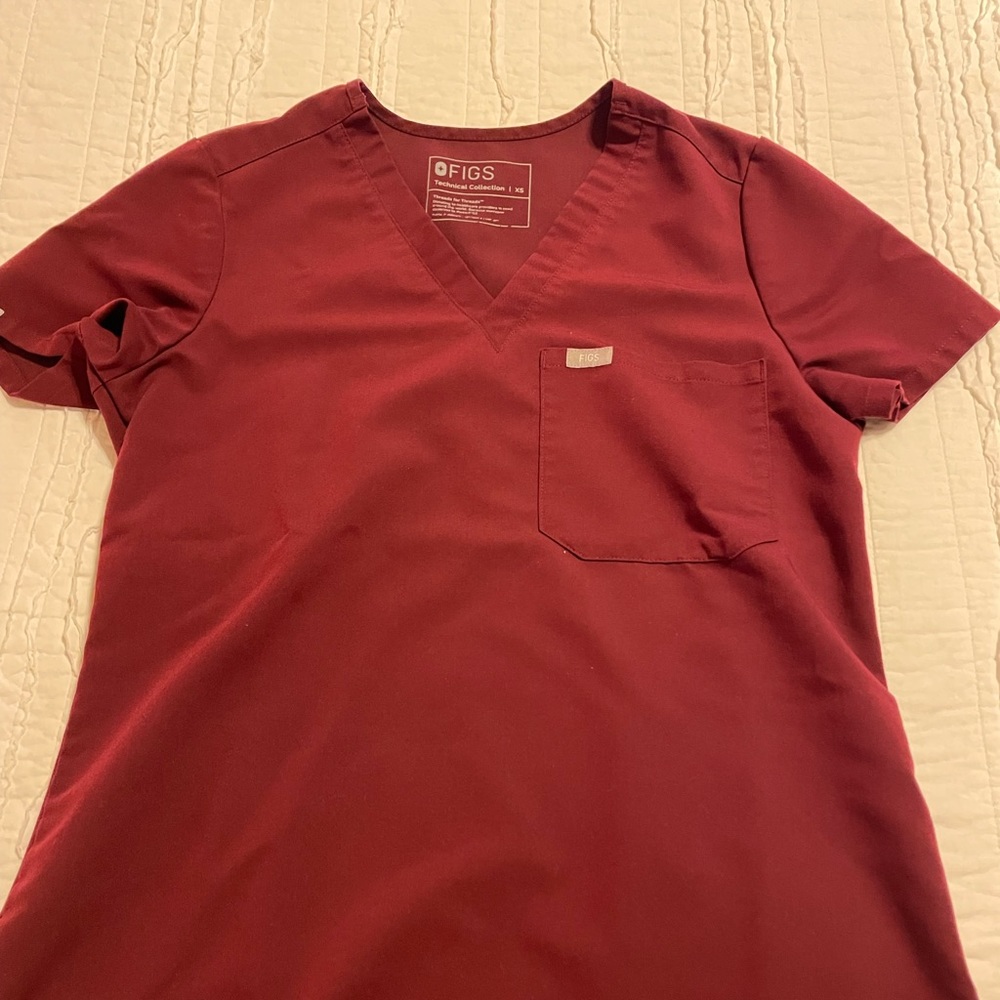 Figs Burgundy XS Catarina One Pocket Scrub Top